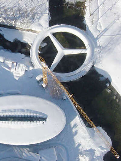 MERCEDES-STERN-BRÜCKE MERCEDES-STERN-BRÜCKE